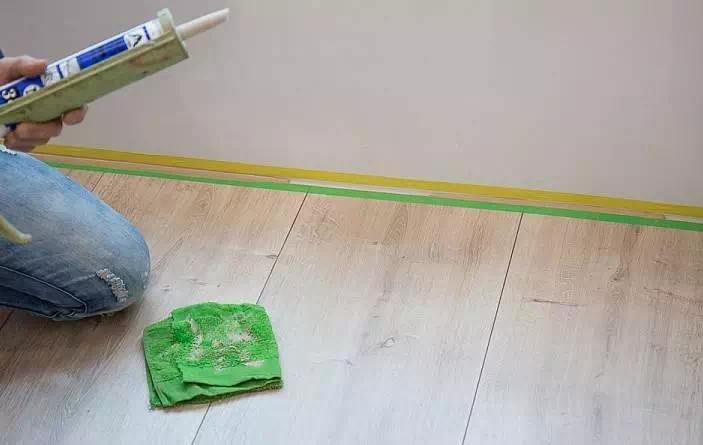 装修用的玻璃胶有甲醛吗,装修玻璃胶有甲醛含量