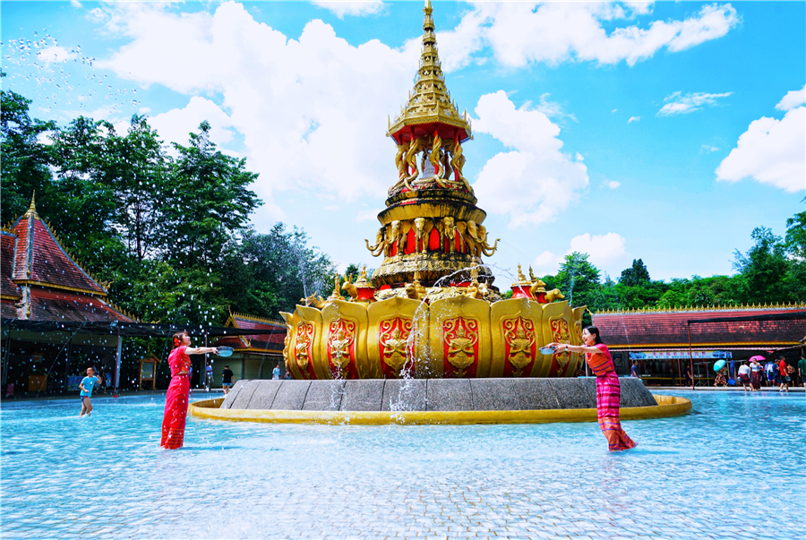 秀丽神奇的西双版纳完整版,云南西双版纳神奇的地方