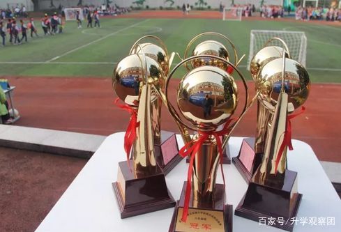 踢球可以上北大吗,踢球能进大学吗