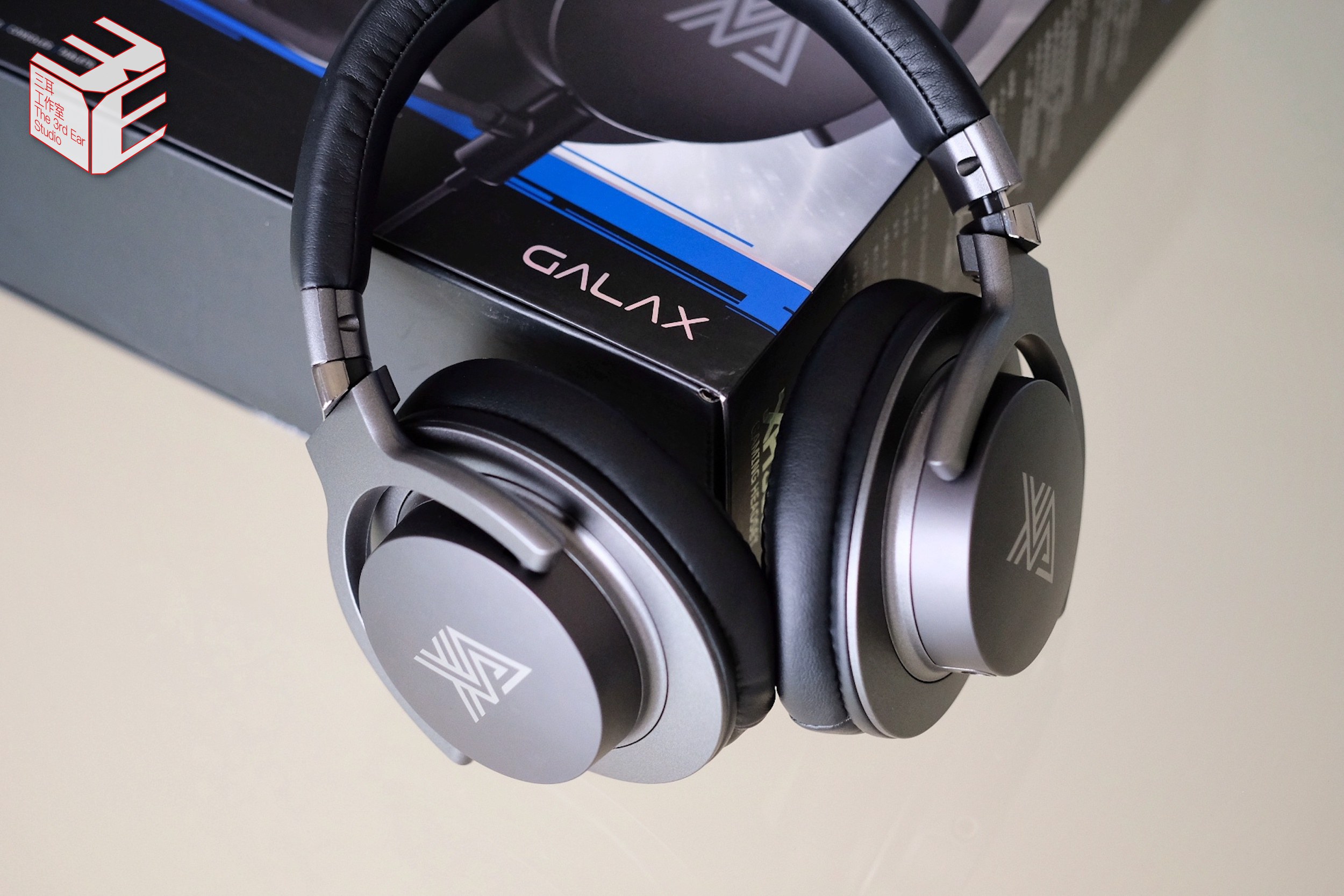 顶级专业游戏电竞耳机,中国品牌显卡