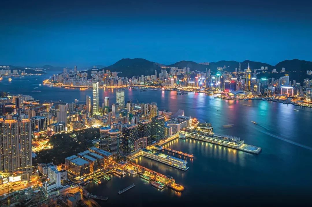 去香港旅游送往返机票,香港购买机票app