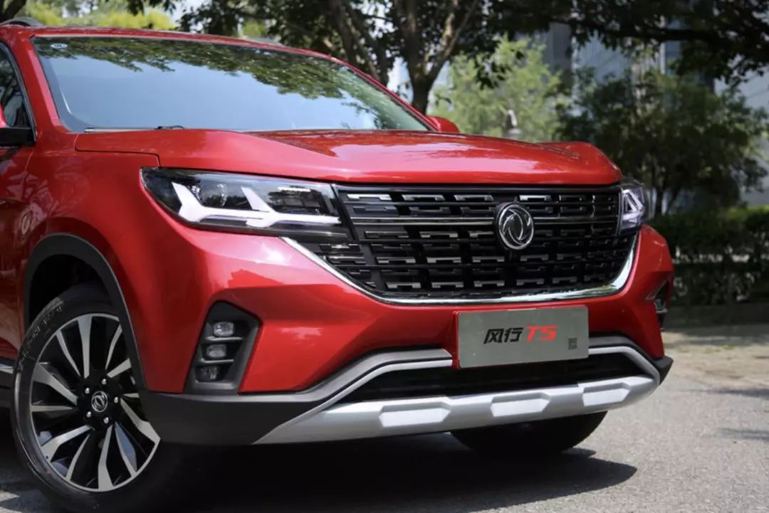 戴森卷发棒通用版和长发版如何选,戴森卷发棒和普通卷发棒哪个好用