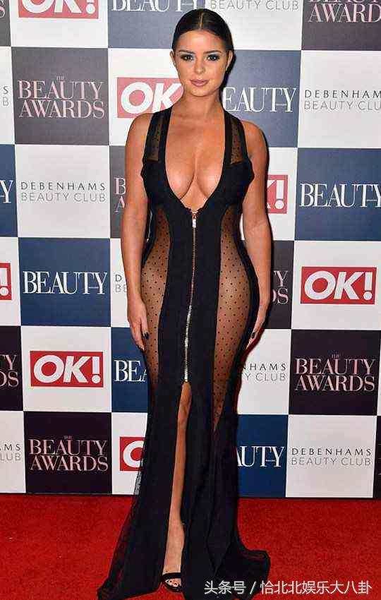 英超宝贝黛米·罗斯，身高只有157公分却被称名模，网友：流鼻血