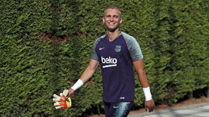 马尔科姆离开五个联赛,马尔科姆宣布退役视频