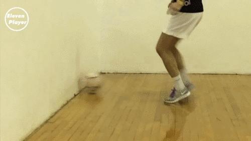 足球技巧教学视频,足球脚背正面踢球教学