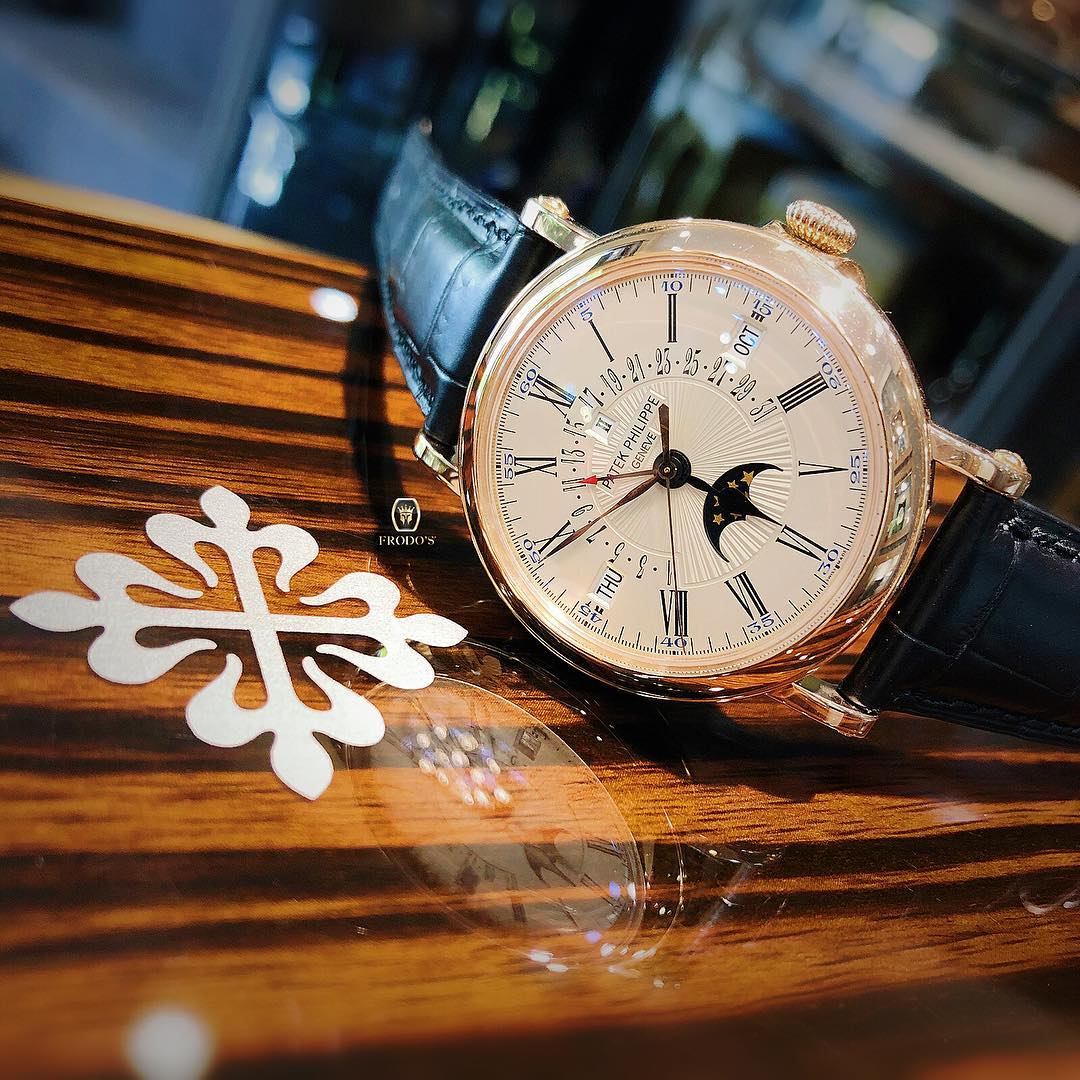 铁表带怎么更换表带,钢表带怎么更换表带