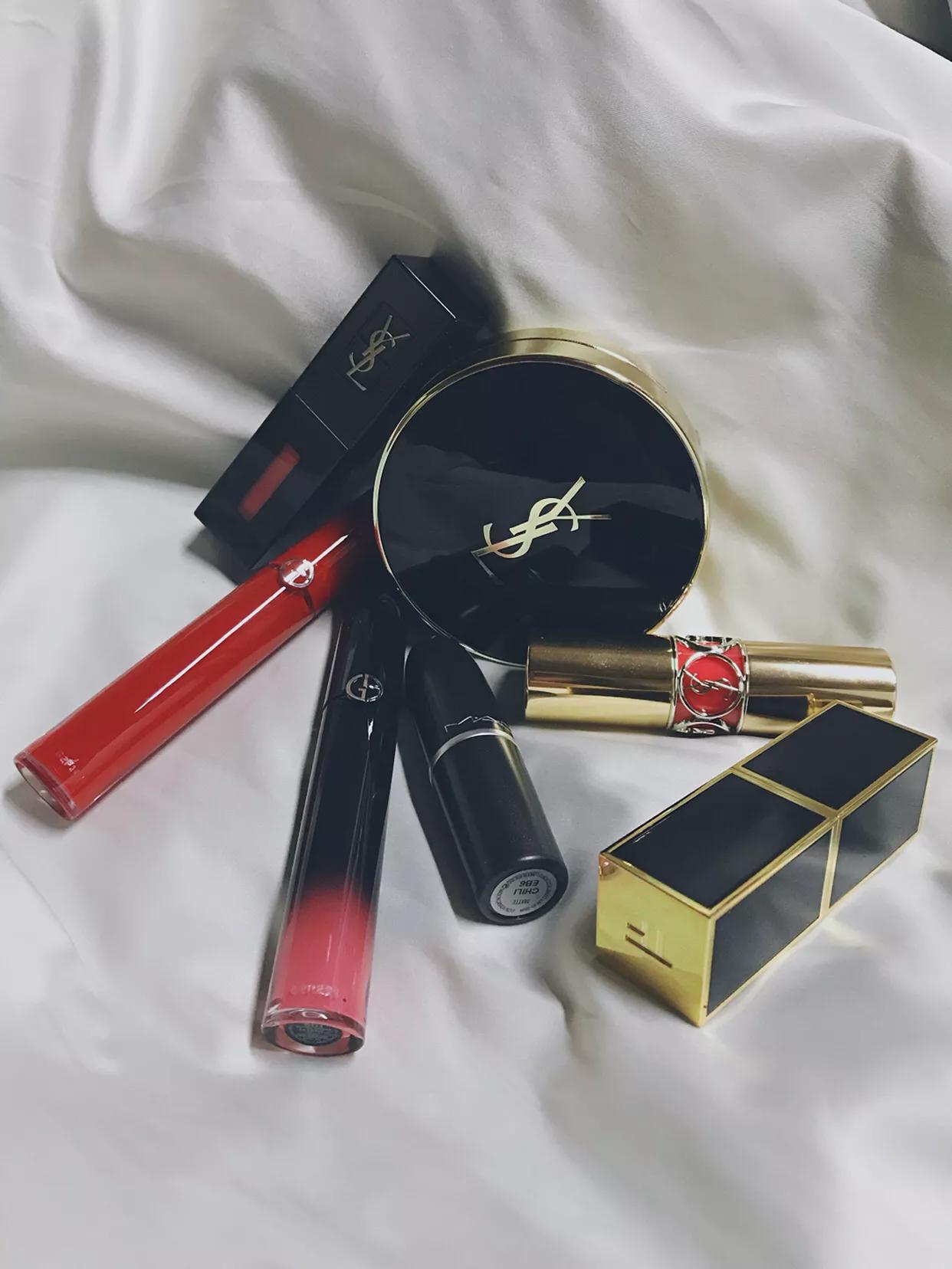 阿玛尼和ysl大理石气垫哪个更好,ysl气垫和口红开箱