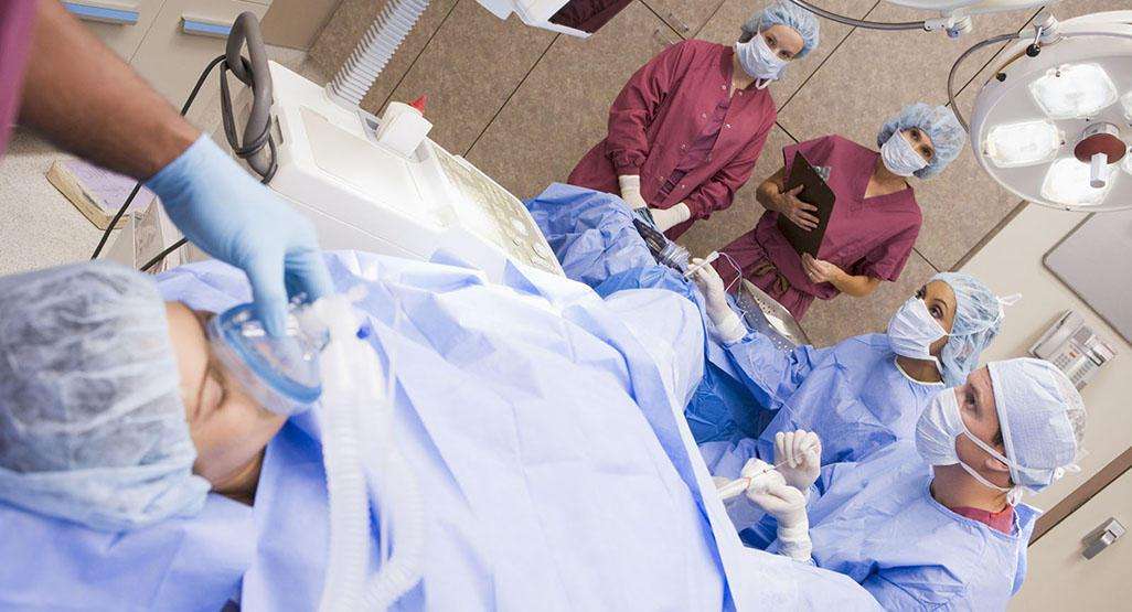 生孩子快对产妇身体伤害小吗,生产时间过长对胎儿影响