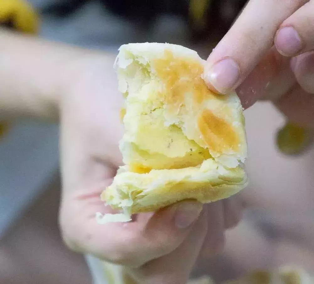 诸暨南门绿豆饼,一口酥到掉渣的绿豆饼