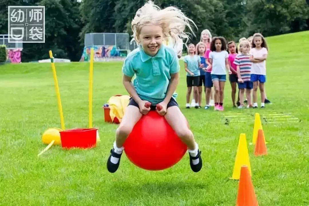 户外场地有限、硬件不够高大上？这30种游戏照样让孩子玩翻天！