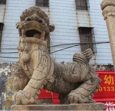 坐咩给“五华阿哥五华阿哥硬打硬”？