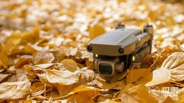 大疆哈苏大片,大疆120倍变焦版