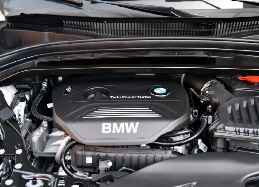 三缸宝马x1测评落地价格,宝马x1三缸机的吐槽