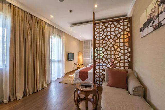 探秘2500亩魔都后花园!欧式别墅独栋、宠物乐园、动物农场高尔夫