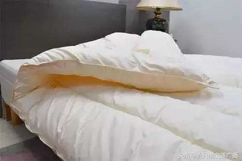 降温了薄被子冷,降温后的被子