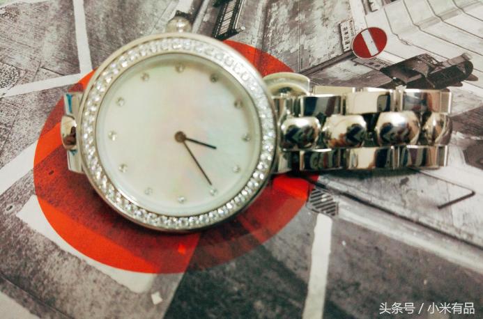 有品表姐突然晒美照！据说是发现了一款心爱的宝贝