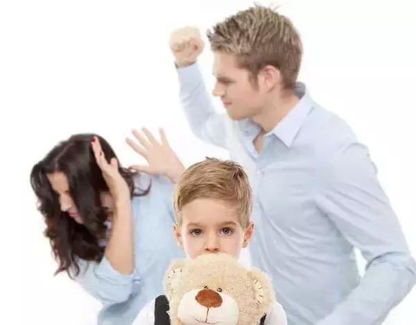 孩子打人或被打怎么办,关于孩子打人与被打的正确引导