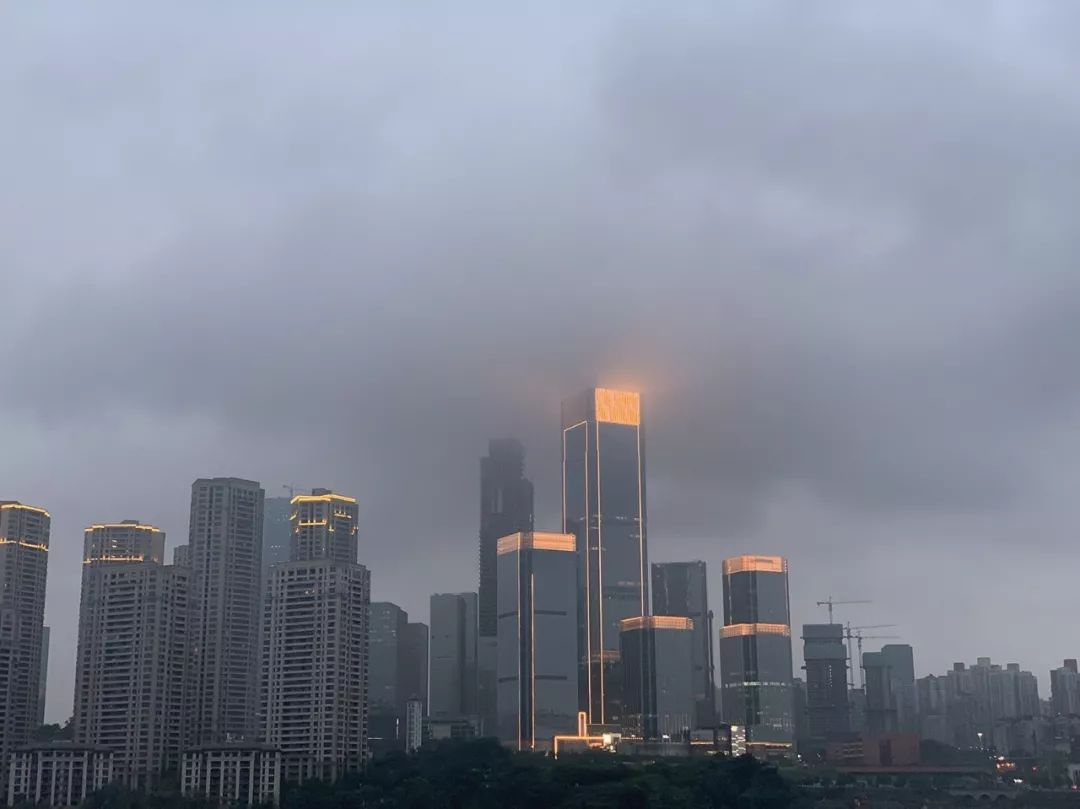 iPhoneXsMax还值得买吗？深度体验后你会有答案