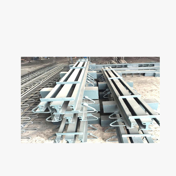 桥梁模数式伸缩缝报价,80型模数式桥梁伸缩缝施工报价