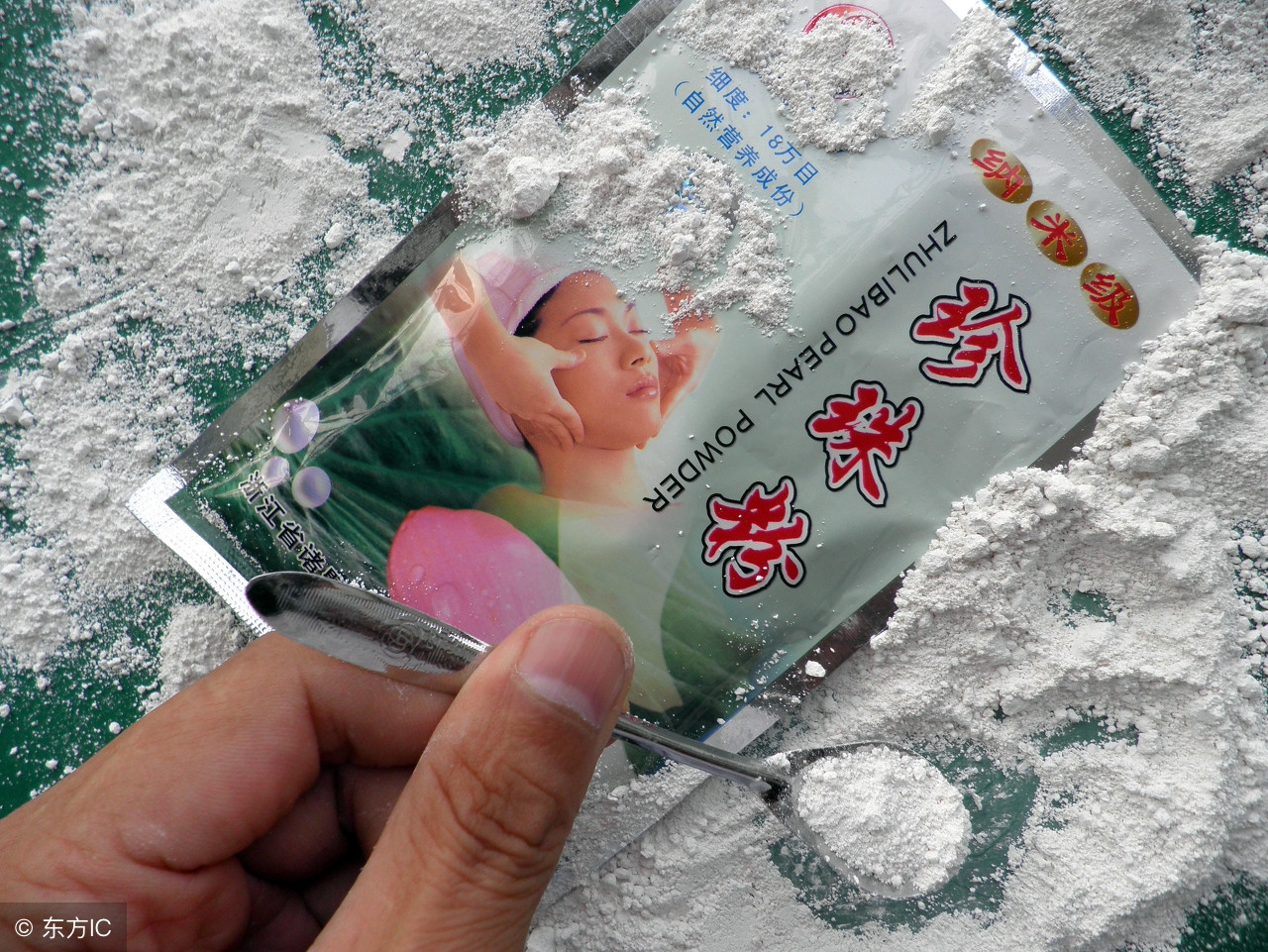 谨慎！小红书上爆红的护肤秘籍，千万别全信！