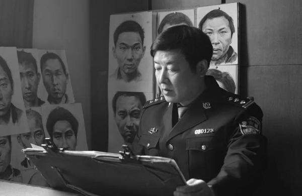 璀﹀潧绁炵瑪寮犳,璀﹀潧绁炵瑪浜虹墿鐢诲儚