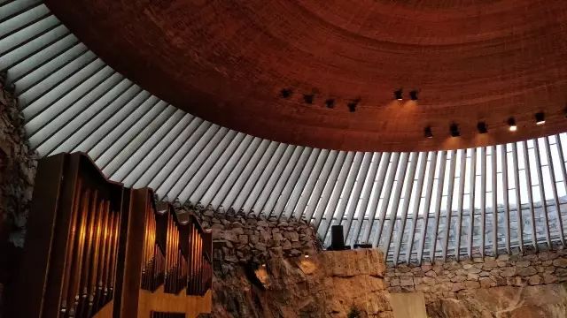 如何在芬兰摆摊赚欧元-自由公路芬兰站之赫尔辛基跨年