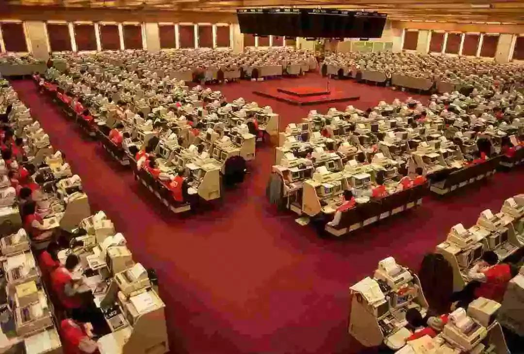 1024程序员节，这个不懂代码的小学校长做了三十年来没人做过的事