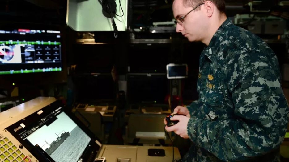 美国核潜艇和中国核潜艇哪个最强,中国和美国核动力航母数据