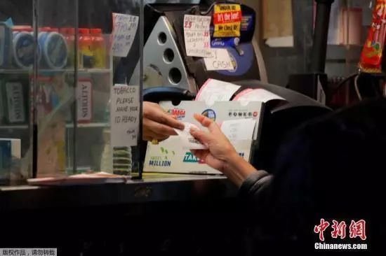一人中彩票1个亿,美国一人中十亿彩票