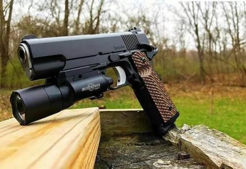 最厉害手枪研发公司设计的经典之作——柯尔特M1911A1手枪！