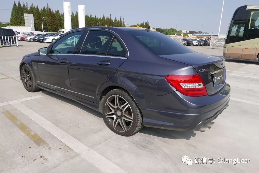 w204奔驰c300coupe,奔驰w204c200旅行版