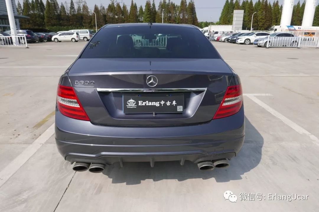 w204奔驰c300coupe,奔驰w204c200旅行版