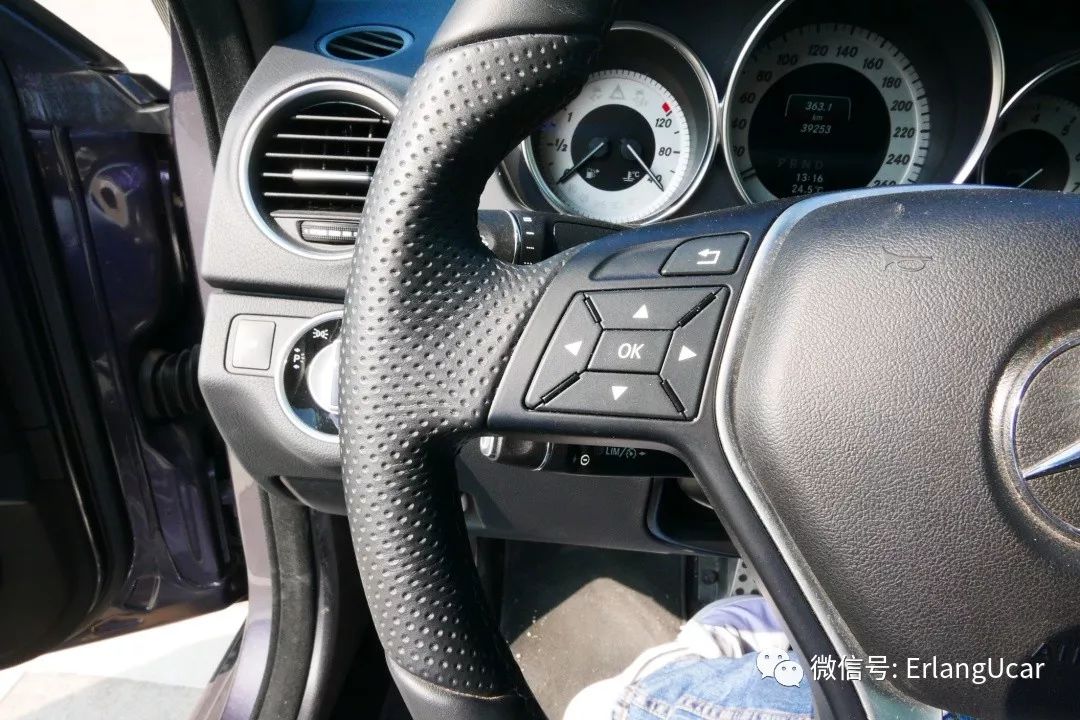 w204奔驰c300coupe,奔驰w204c200旅行版