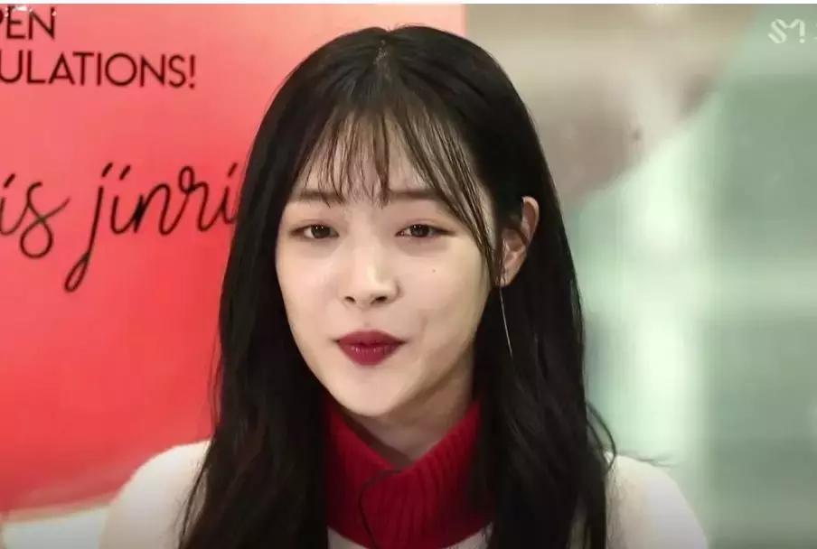 雪莉早期个人舞台,雪莉曾经综艺节目