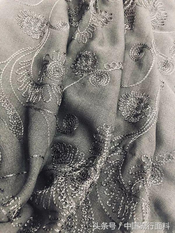 女装趋势新品,女装时髦款式