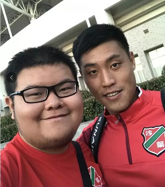 「中冠」“平凡”沙叶，书写绿茵赛场“城市英雄”