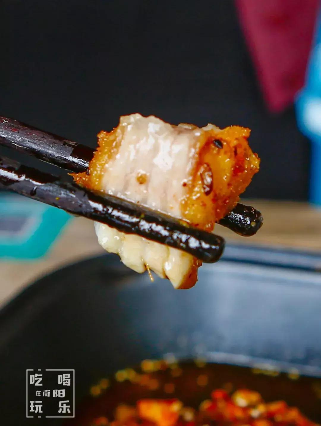 爆！光武路这家店用活鱼下锅！一口鲜到爆炸！吃完简直要犯罪！