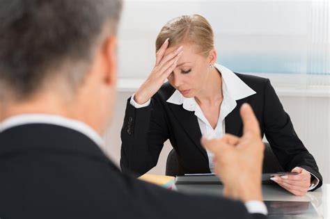 员工业绩差还不服从管理怎么办,业绩好的员工不听话怎么管理