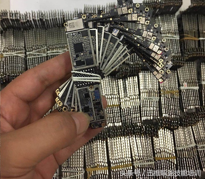 二手苹果se2怎么检测是原装主板,怎么判断二手苹果手机动过主板