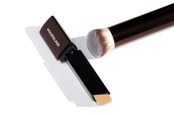 秋冬不卡粉脱妆的粉底液 (不易暗沉和脱妆的粉底)