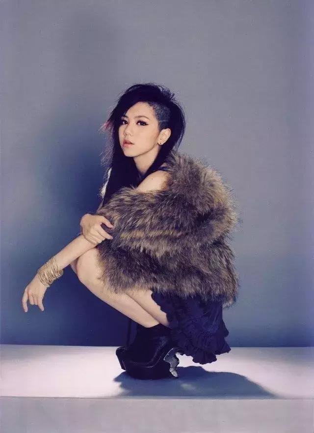 林宥嘉恋爱前后的反差,为什么林宥嘉是禁欲系