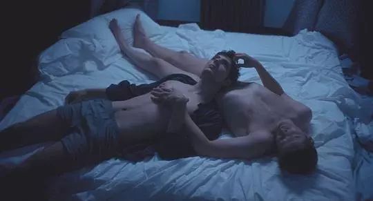 年度最佳同志题材电影《喜欢，轻吻，快跑》，小清新却大尺度？