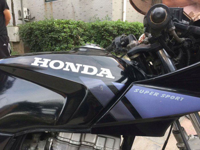 93年一台本田125摩托车当年价格,93年的本田125