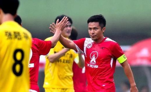 前国足球星彭伟国近况，曾公然招妓被抓获，现是足协官员