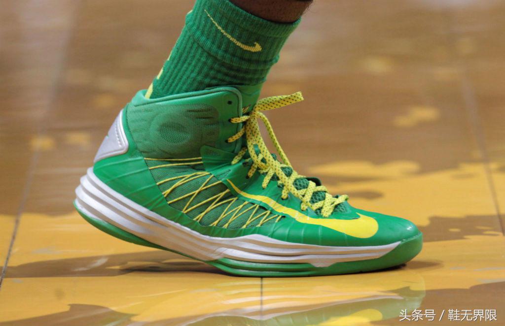 1988年nike球鞋,1998年匹克篮球鞋