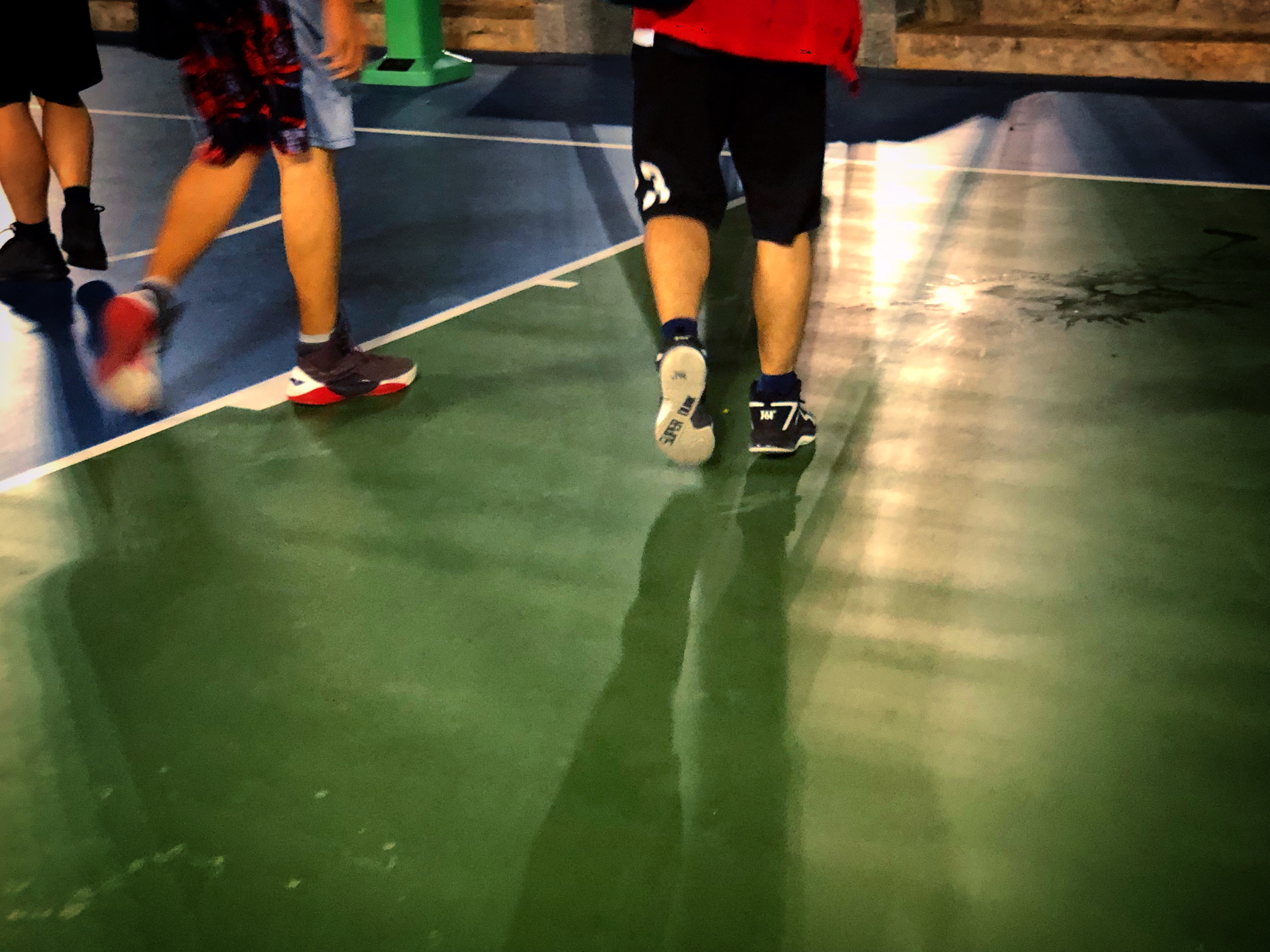 厦门大学灯光球场出现的“欧文”“科比”！