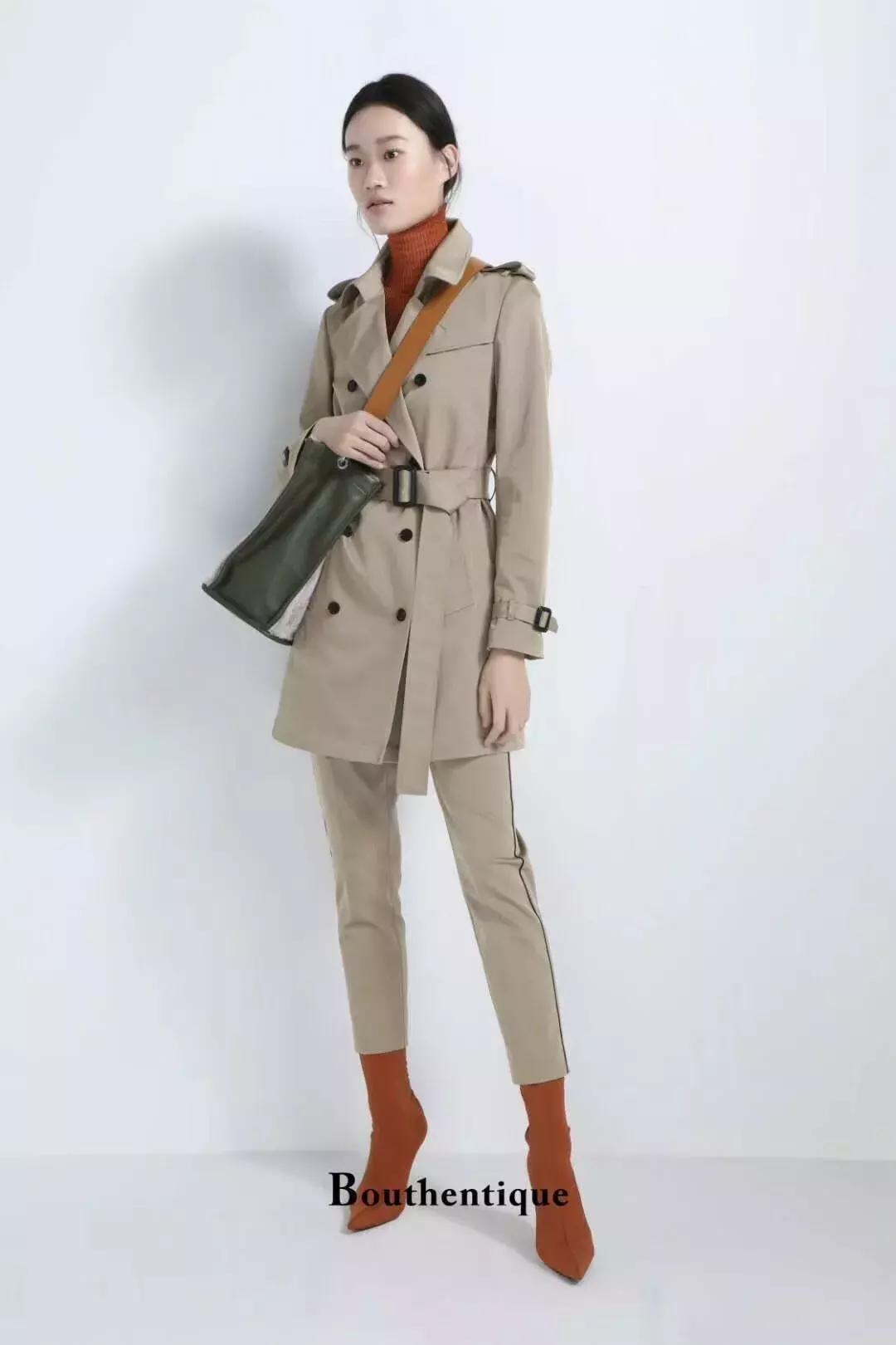 今年最流行的女士中长款风衣,2018初秋流行的新款风衣颜色