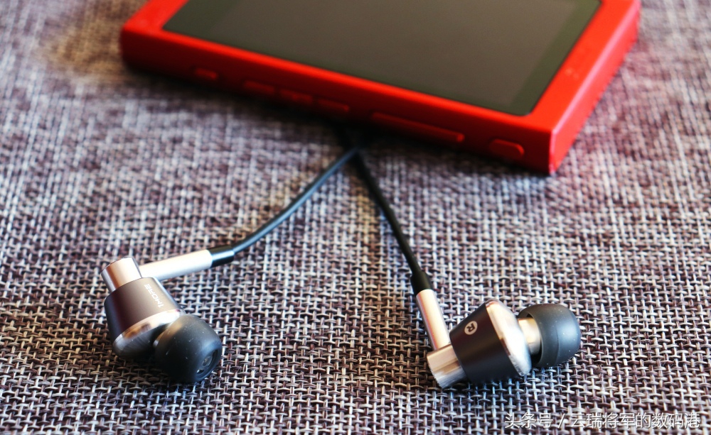 1more颈挂式蓝牙耳机推荐,红点奖获奖耳机