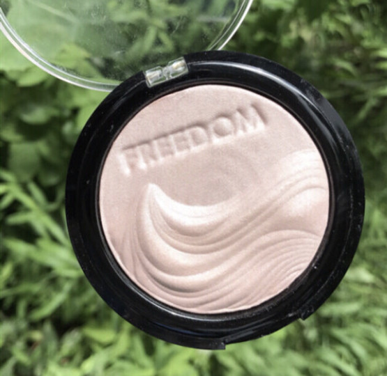 堪比整容的小技巧,塌鼻梁高光修容教程