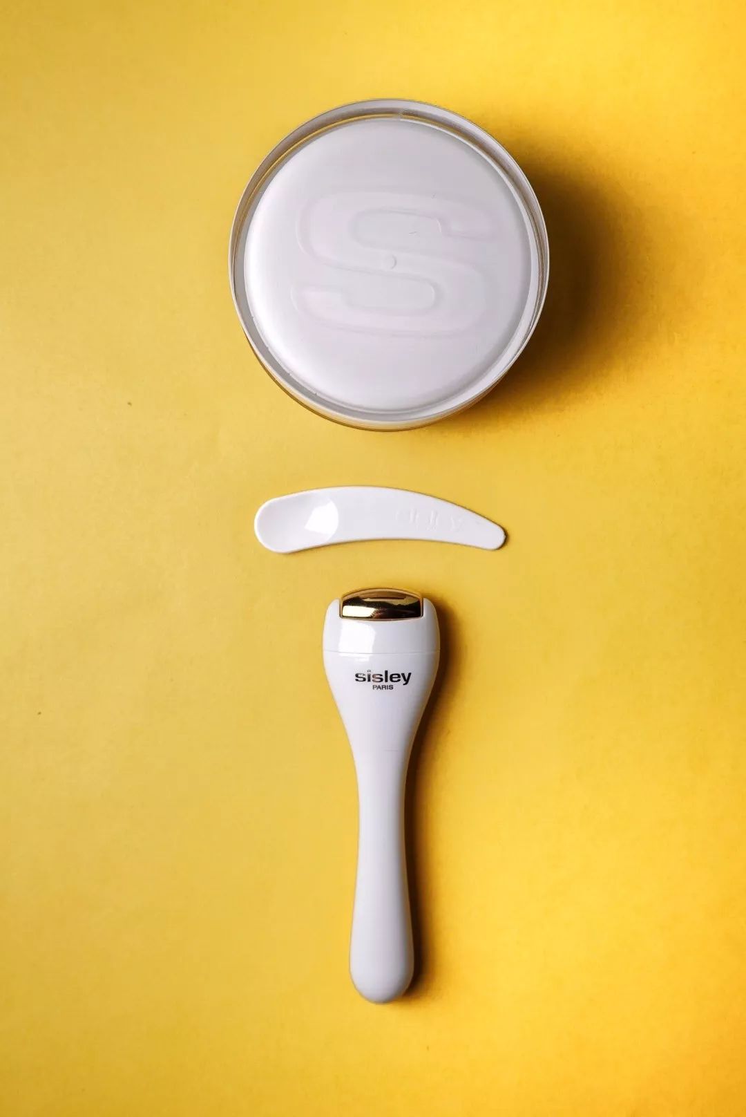 比眼霜管用的眼部保养手法,让眼睛不老的秘密眼霜